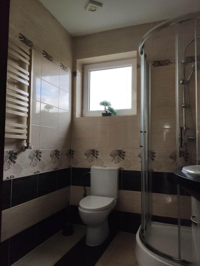 Dom W Okolicach Czchowa Wytrzyszczka Exteriér fotografie