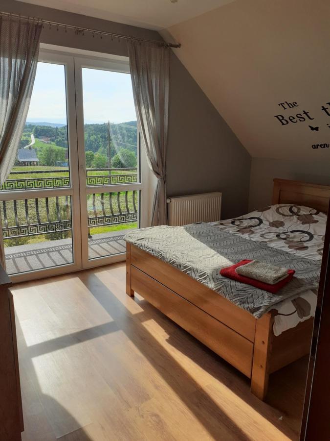 Dom W Okolicach Czchowa Wytrzyszczka Exteriér fotografie