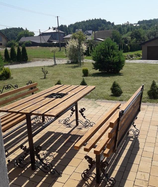 Dom W Okolicach Czchowa Wytrzyszczka Exteriér fotografie