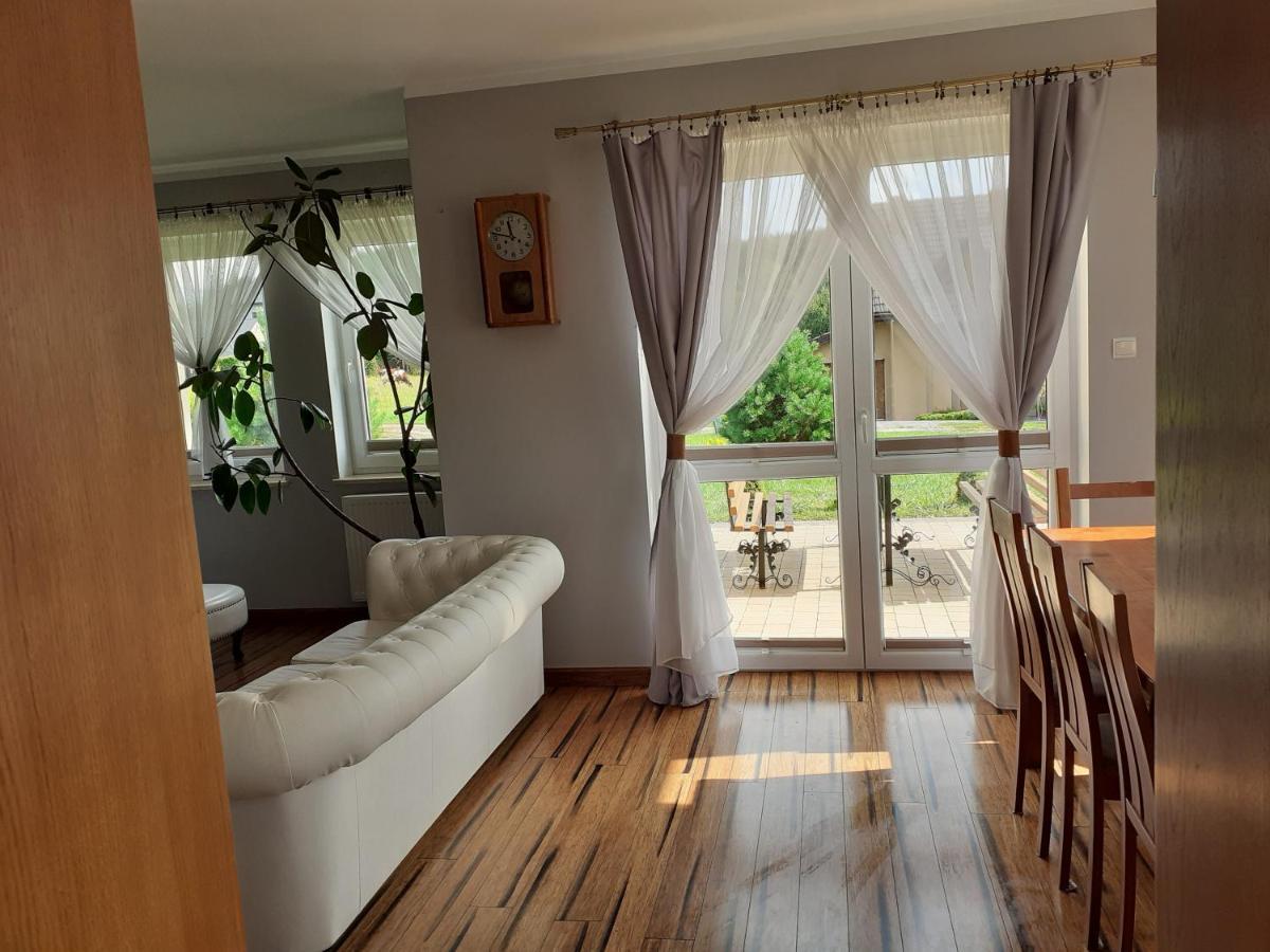 Dom W Okolicach Czchowa Wytrzyszczka Exteriér fotografie